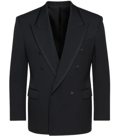 Fashion Show Michele Morrone Black Suit