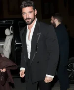 Fashion Show Michele Morrone Black Suit