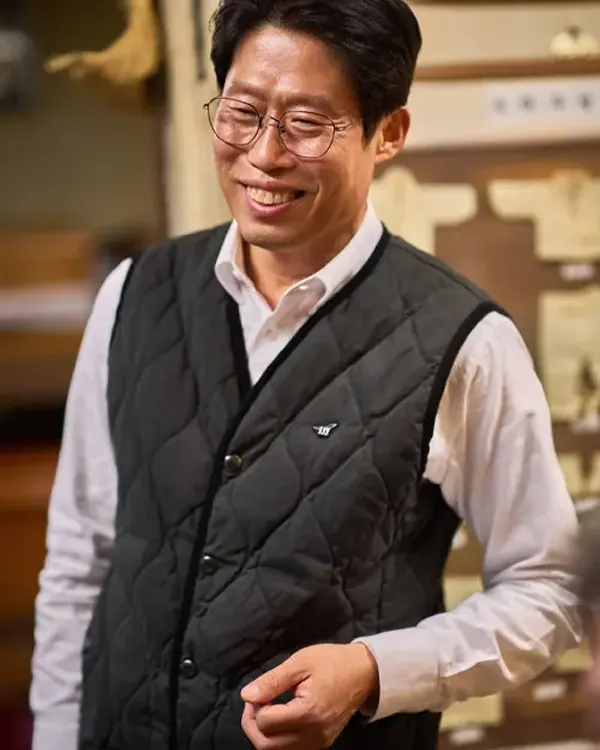 Jeon Jin Gi Exhuma 2024 Quilted Vest Jeon Jin Gi Exhuma 2024 Quilted Vest
