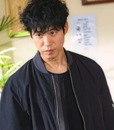 Joon-Sang Yoo The Uncanny Counter Black Bomber Jacket