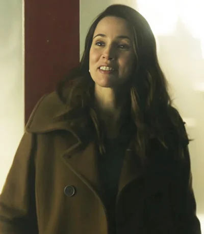 Kayla Craig Cross S01 Brown Coat