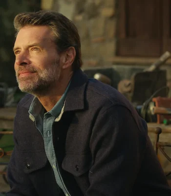 La Dolce Villa 2025 Scott Foley Blue Jacket