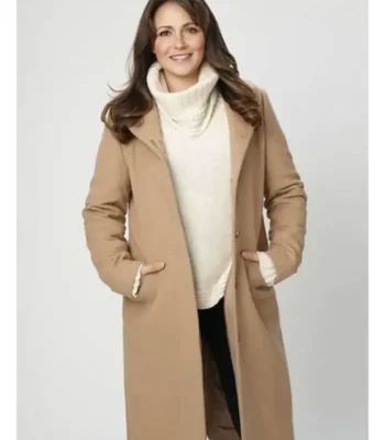 Love in Winterland Italia Ricci Beige Coat