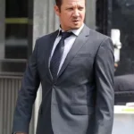 Mayor of Kingstown S02 Jeremy Renner Suit