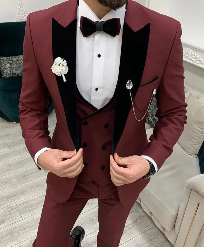 George Trendy Burgundy 3 Piece Suit For Men George Trendy Burgundy 3 Piece Suit For Men