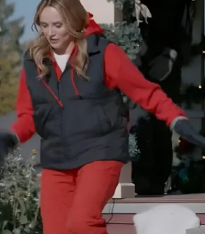 A Make or Break Holiday Hunter King Black Puffer Vest