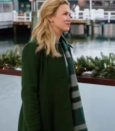A Newport Christmas Ginna Claire Mason Green Coat
