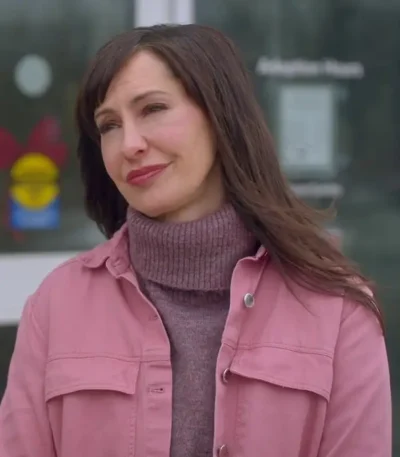 A Royal Christmas Tail Charlene Amoia Pink Jacket