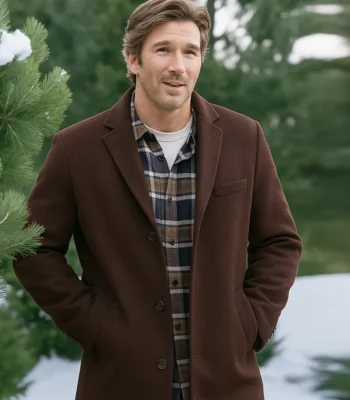 Christopher Russell A Christmas Prayer Brown Coat