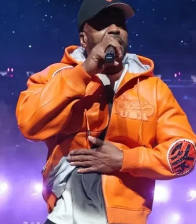 Knicks Game 2 Halftime Show Method Man Orange Jacket