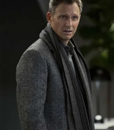 Plane 2023 Tony Goldwyn Coat