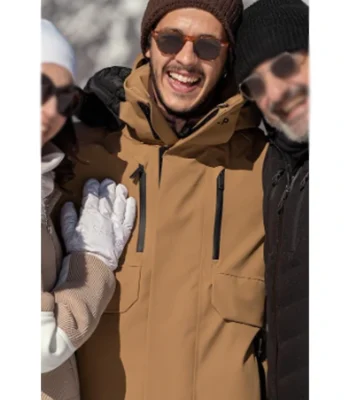 Simon Hempe Família, Pero No Mucho Brown Jacket