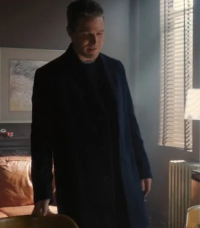 Stephen Amell Suits LA Black Coat