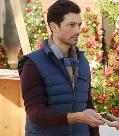 The Christmas Ring David Alpay Vest