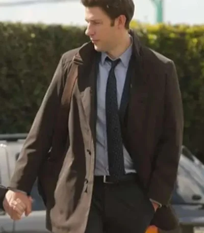 The Office S09 EP21 John Krasinski Coat