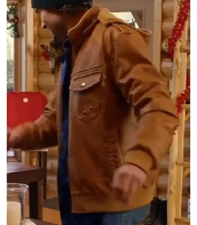 The Spirit of Christmas Station Chase Garland Brown Jacket
