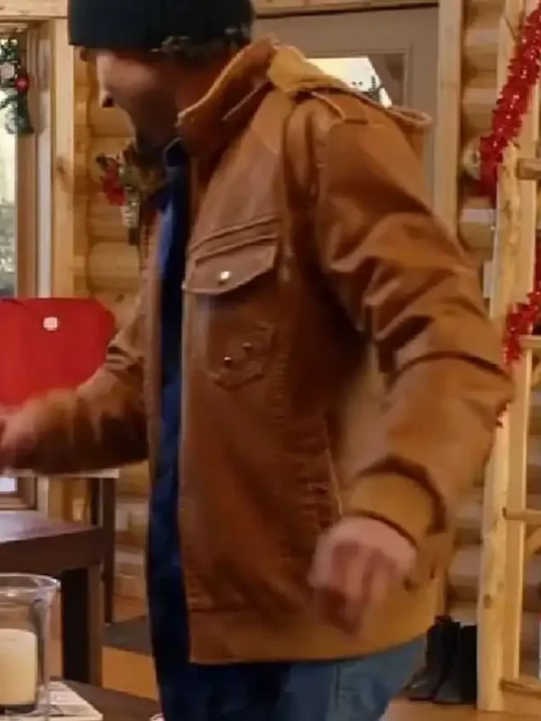 The Spirit of Christmas Station Chase Garland Brown Jacket