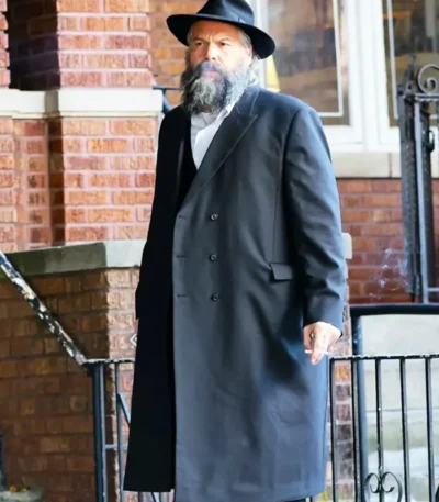 Vincent D’Onofrio Caught Stealing Black Coat