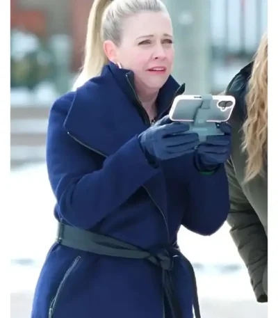 A Merry Little Ex-Mas Melissa Joan Hart Blue Coat