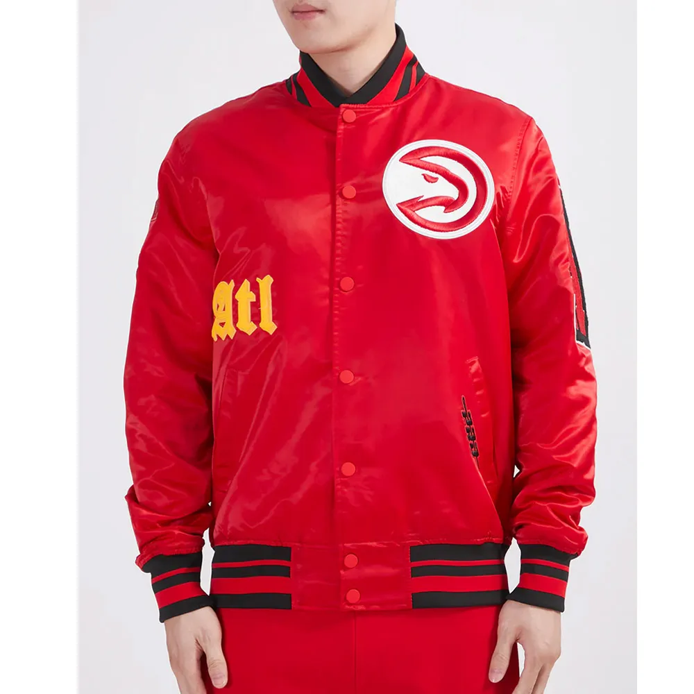 Old English Atlanta Hawks Classic Rib Red Jacket Old English Atlanta Hawks Classic Rib Red Jacket