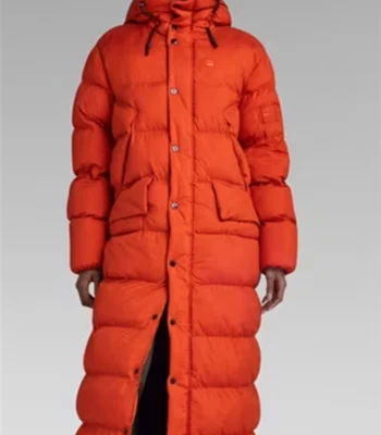 Annie Murphy Nine Perfect Strangers S02 Red Puffer Coat