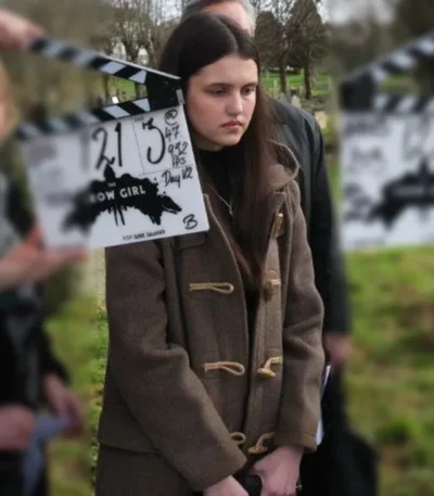Chloé Sweetlove The Crow Girl S01 Brown Coat