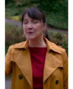 Debbie Murder in a Small Town S02 Yellow Coat