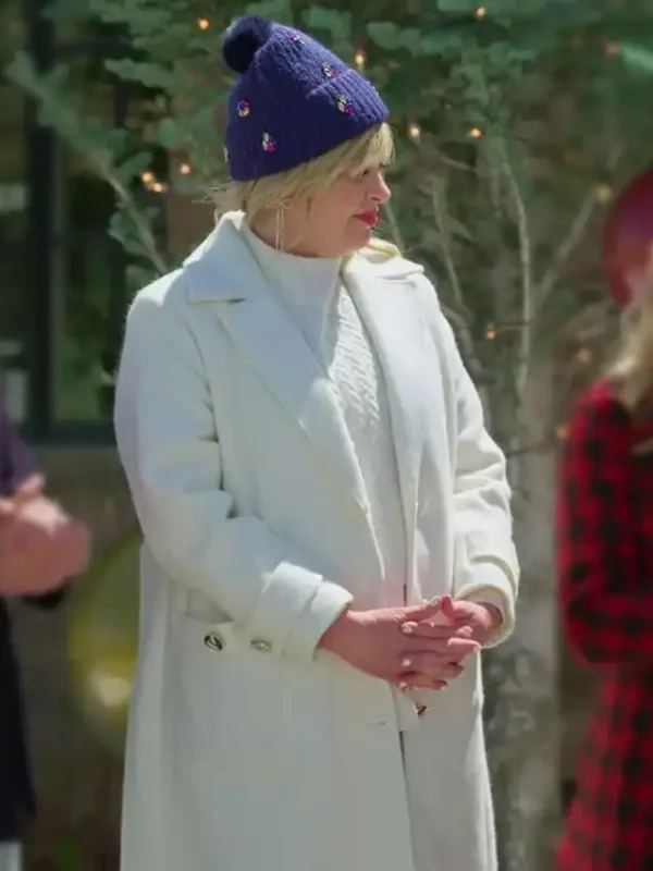 Finding Mr. Christmas Melissa Peterman White Coat