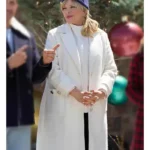 Finding Mr. Christmas Melissa Peterman White Coat