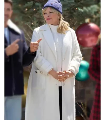 Finding Mr. Christmas Melissa Peterman White Coat
