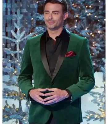 Finding Mr. Christmas S02 Jonathan Bennett Green Blazer