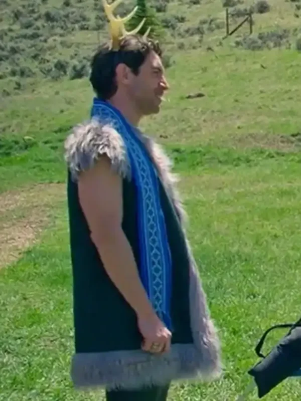 Finding Mr. Christmas S02 Robbie Simpson Costume