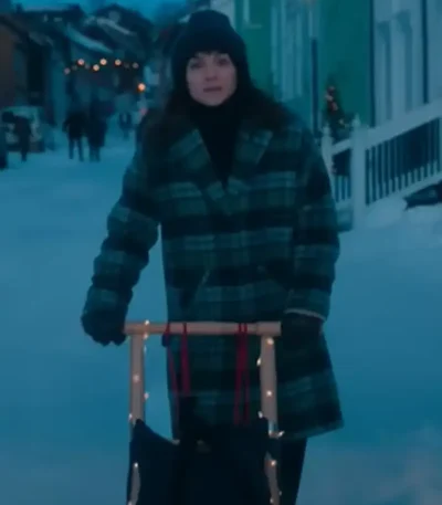 Home for Christmas Johanne Green Plaid Coat