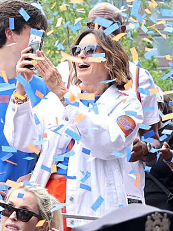Knicks Parade 2026 Mariska Hargitay White Jacket