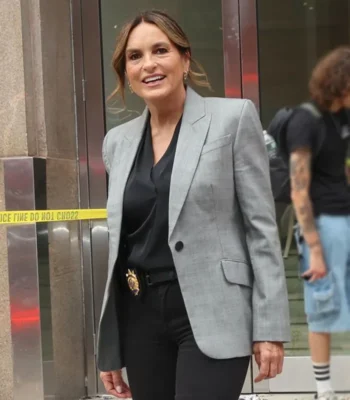 Olivia Benson Law and Order SVU S27 Grey Blazer