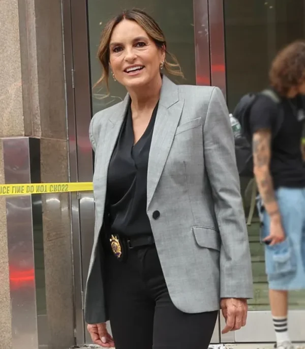 Olivia Benson Law and Order SVU S27 Grey Blazer