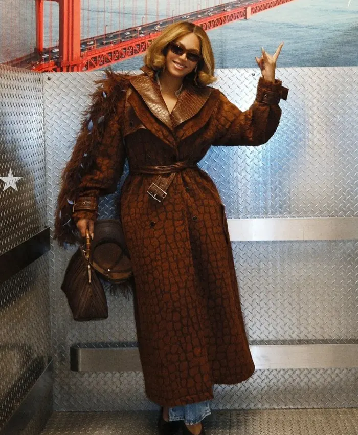 Super Bowl LX Beyonce Brown Fur Coat Super Bowl LX Beyonce Brown Fur Coat