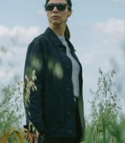 When No One Sees Us Lucía Gutiérrez Black Jacket