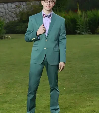 Zachary Gibson Descendants Doug Green College Style Suit