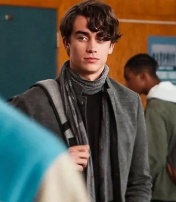 13 Reasons Why S04 Winston Williams Grey Coat
