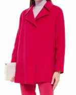 9-1-1 S04 Jennifer Love Hewitt Pink Coat
