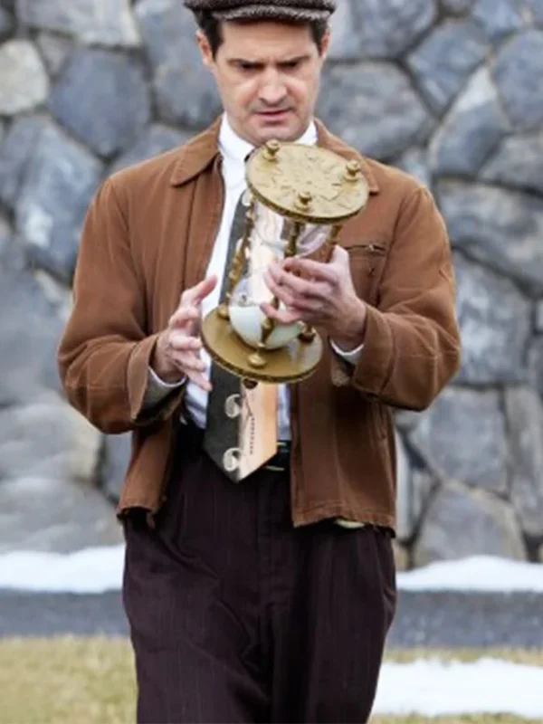 A Biltmore Christmas 2023 Ray Ficca Brown Jacket