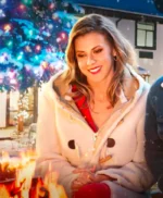 A Cozy Christmas Inn 2022 Jodie Sweetin White Coat