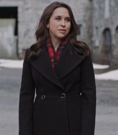 A Merry Scottish Christmas 2023 Lacey Chabert Black Coat