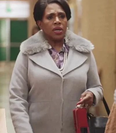 Abbott Elementary S02 Sheryl Lee Ralph Gray Coat