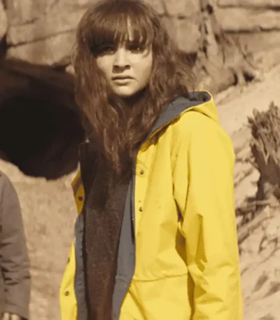 Adam Lisa Vicari Dark S03 Yellow Jacket