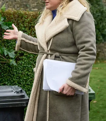 Am I Being Unreasonable Nic Fur Coat