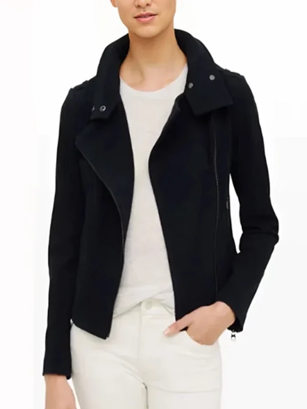 DCs Legends Of Tomorrow S04 EP01 Sara Lance Jacket