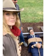 DCs Legends Of Tomorrow Sara Lance S05 EP07 Coat