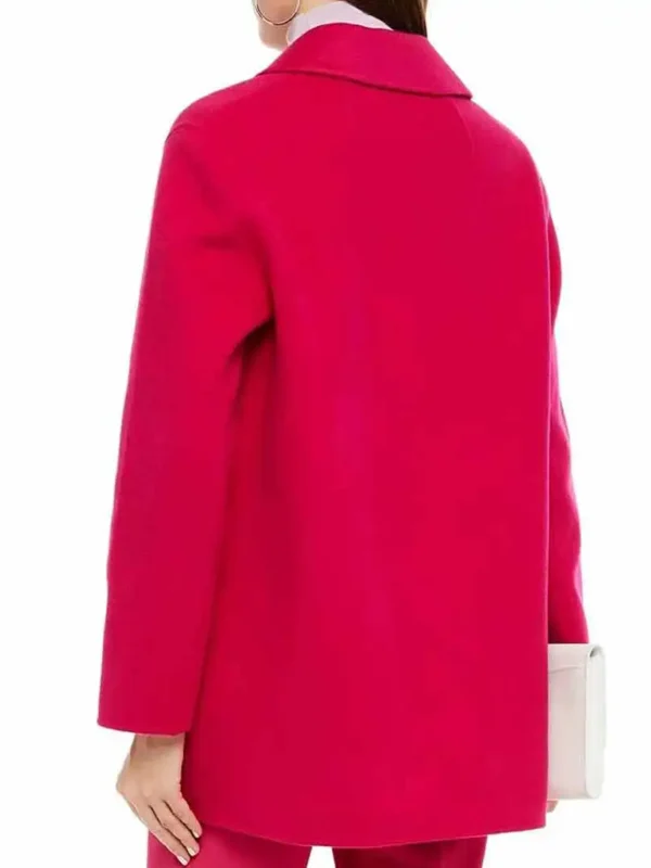 9-1-1 S04 Jennifer Love Hewitt Pink Coat